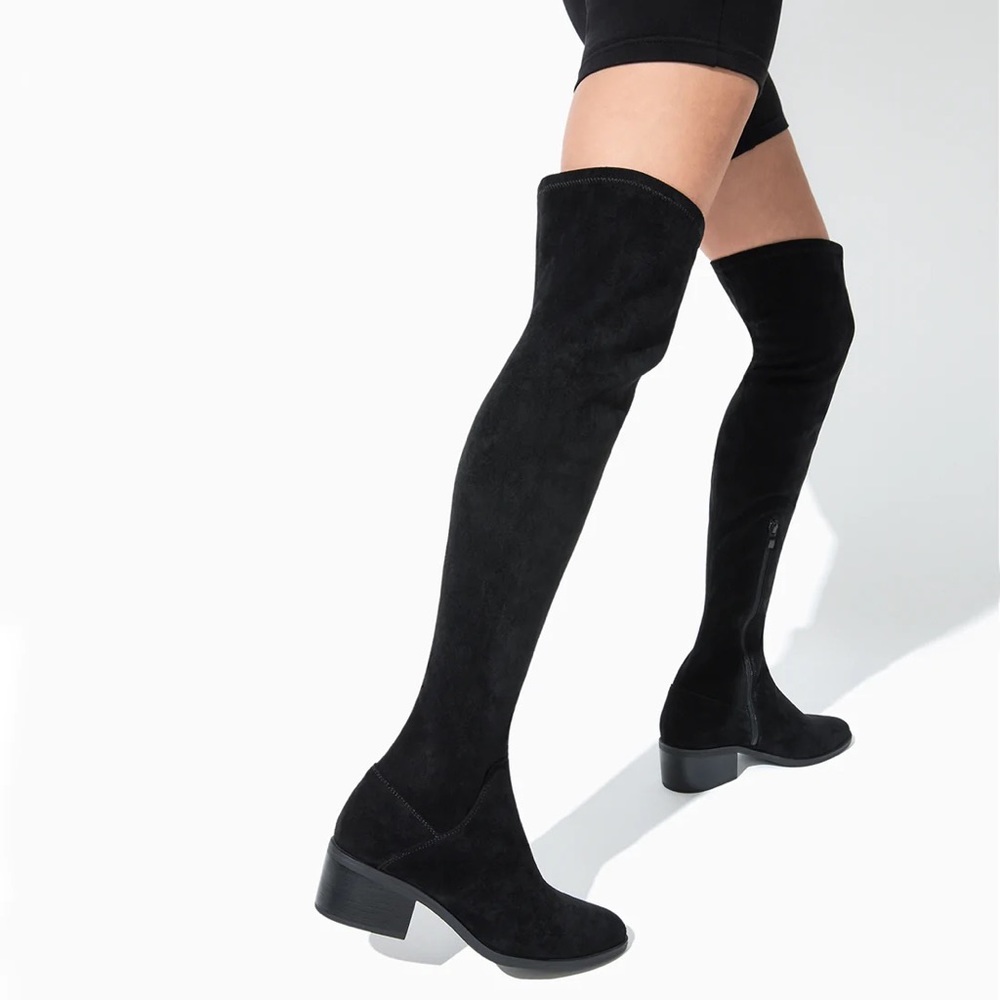 Steve Madden Womens Aggie Black Faux Suede Tall Over-The-Knee Boots. Brand new.